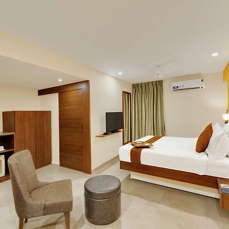 Best Western Alkapuri, Вадодара Экстерьер фото